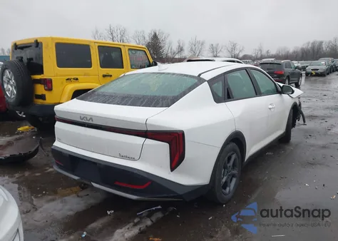 2025 Kia K4 Lxs из США, поврежденный, VIN 3KPFT4DE2SE216425